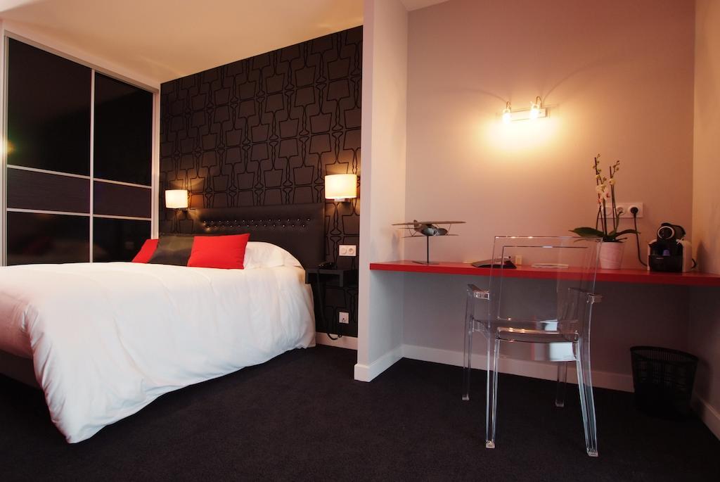 Le Privilege Chateaubourg  Bilik gambar