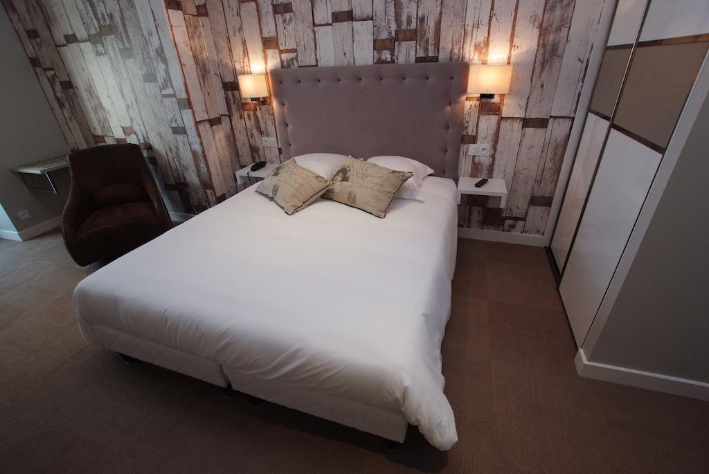 Le Privilege Chateaubourg  Luaran gambar