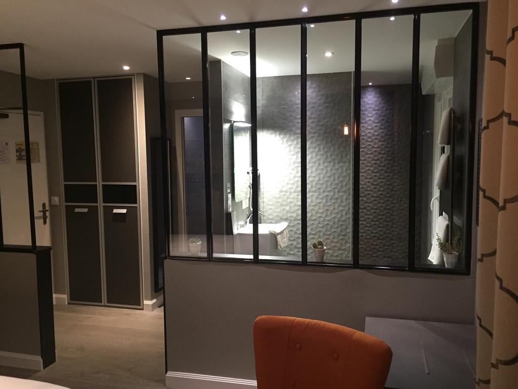 Le Privilege Chateaubourg  Luaran gambar